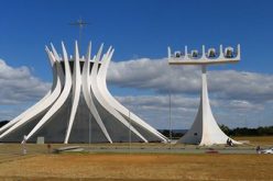 Visite Brasília com a Câmara da Barra