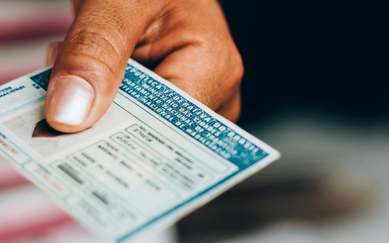 DETRAN-RJ LIBERA CERTIFICADO DE LICENCIAMENTO DE VEÍCULOS DIGITAL