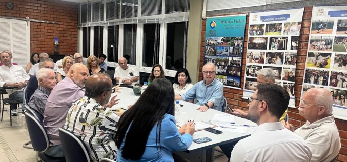 Reunião do Conselho Diretor da Câmara Comunitária da Barra em Setembro